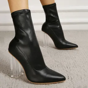 Black On-trend Pointed Toe Ankle Boots