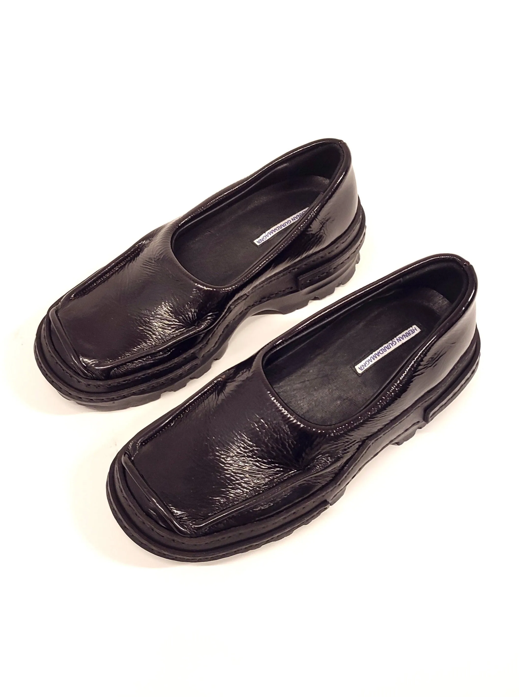 Bordeaux Moccasins in Patent Leather