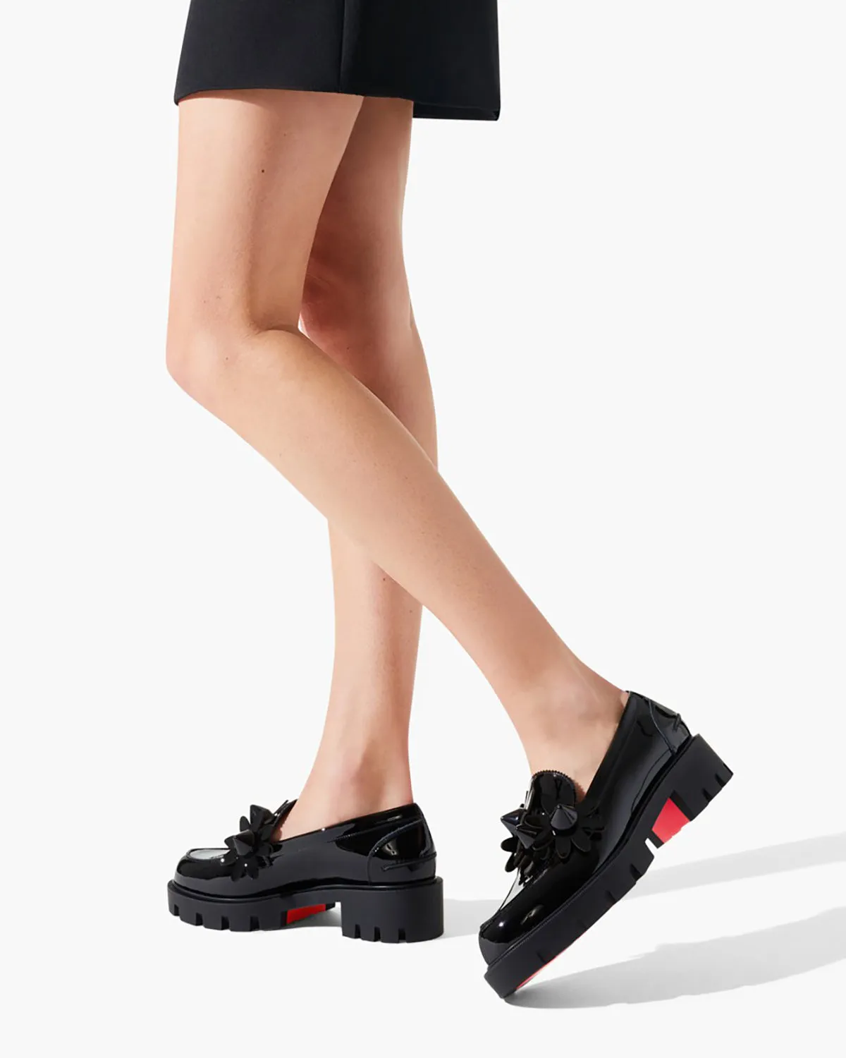 Daisy spikes black patent flats