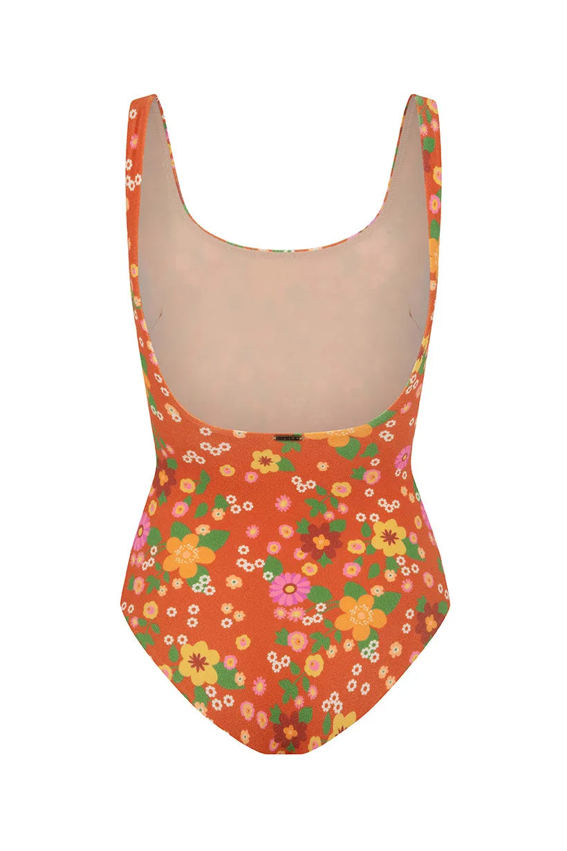 Pomelia One Piece