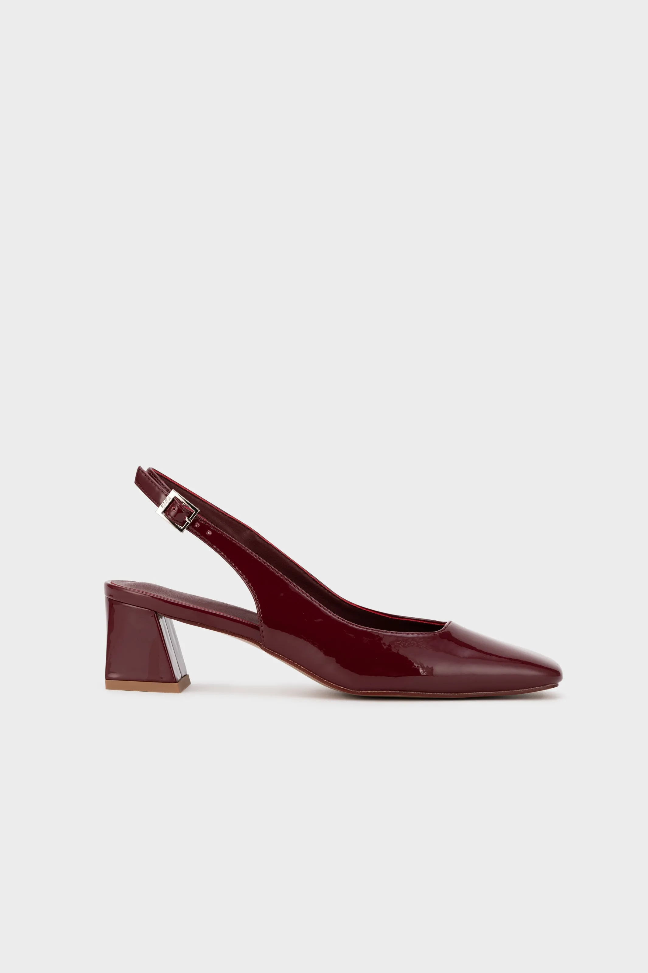SQUARE TOE SLINGBACK HEEL