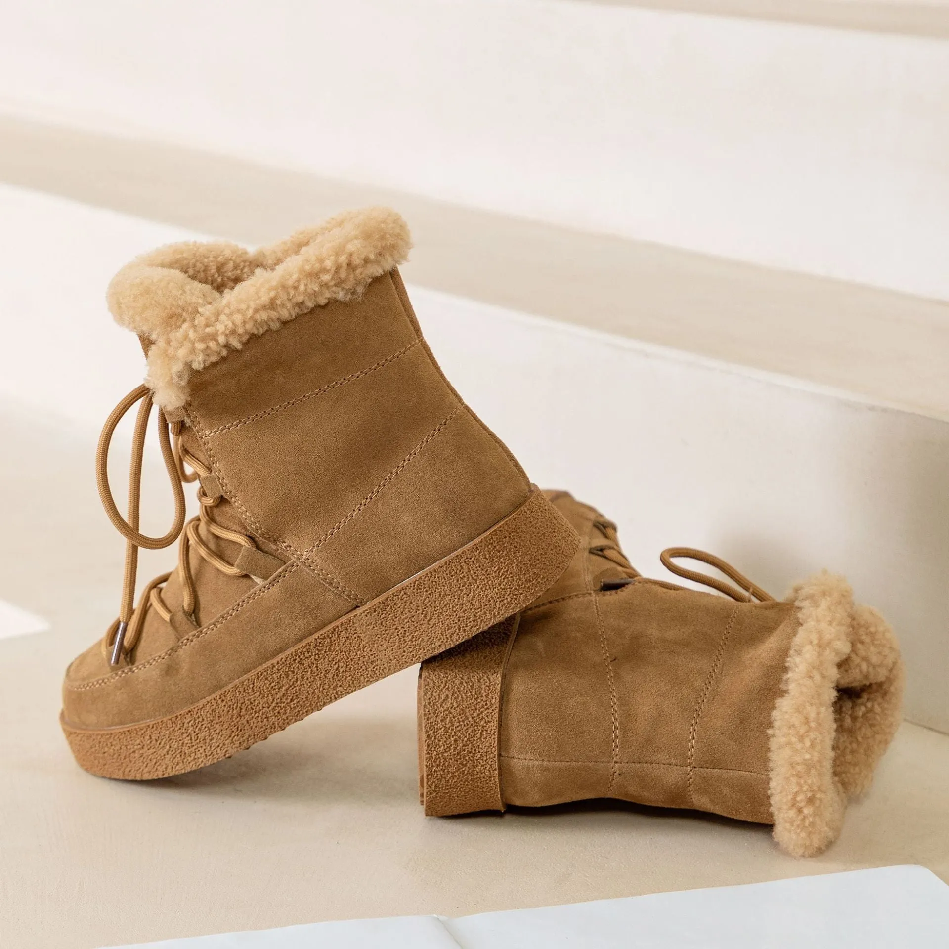 Women’s Leather Flat Sole Ankle Boots